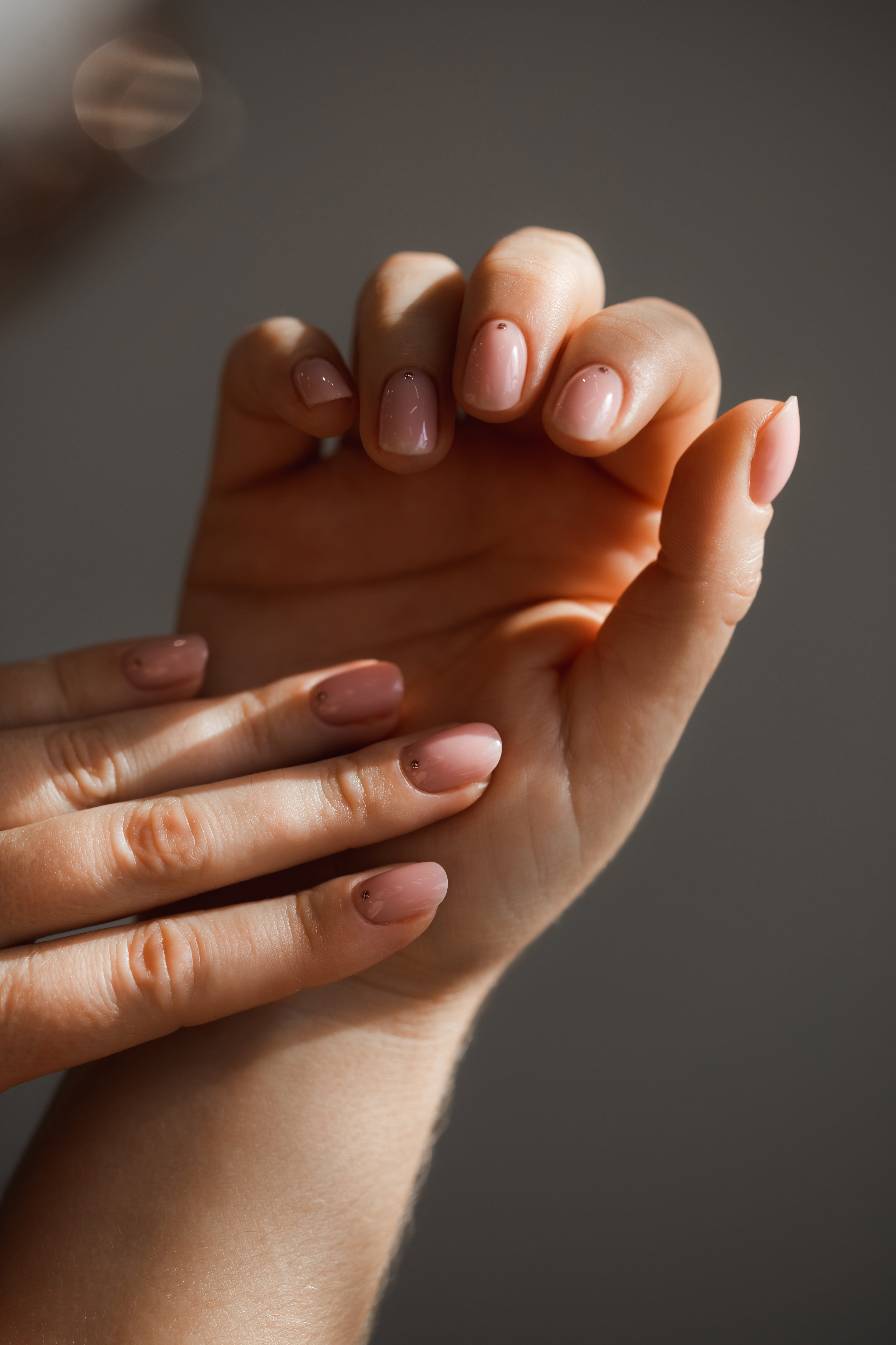 10 New Dusty Pink Nail Ideas to Try Now