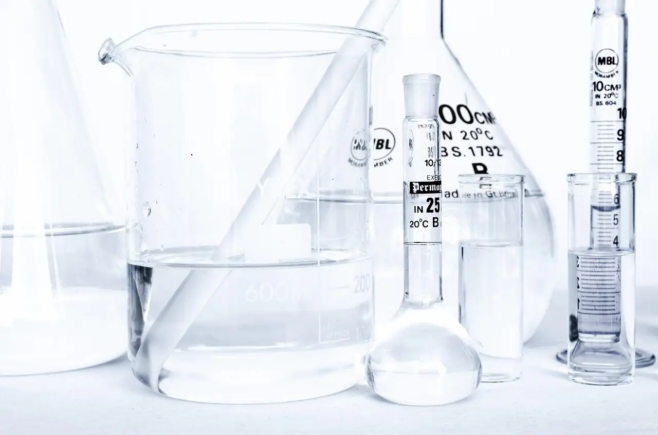 Tilt Beauty Lends Its Name to a Lab Built for Easier-to-Open Packaging